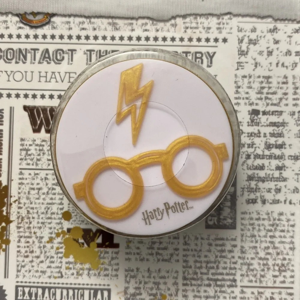 NWT Harry Potter glasses and lighting bolt phone grip